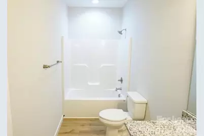 817 W Davidson Avenue, Gastonia, NC 28052 - Photo 12