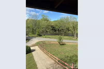 7 Noland Drive S, Clyde, NC 28721 - Photo 2