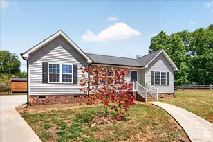 1511 Abbey Ct, Belmont, NC 28012 - Photo 4