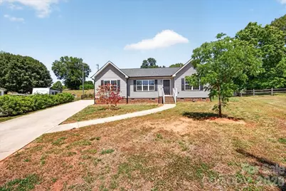 1511 Abbey Court, Belmont, NC 28012 - Photo 2