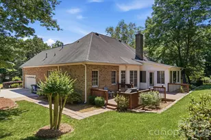 2640 Willowbrook Dr, Matthews, NC 28104 - Photo 40
