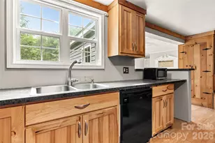 135 Benton Rd, Kings Mountain, NC 28086 - Photo 4