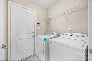 10425 Quiet Bay Ct, Charlotte, NC 28278 - Photo 16
