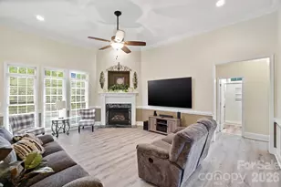 8000 Tottenham Dr, Harrisburg, NC 28075 - Photo 10