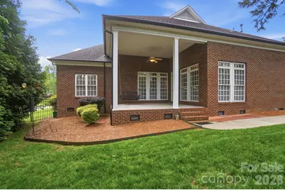 8000 Tottenham Drive, Harrisburg, NC 28075 - Photo 34