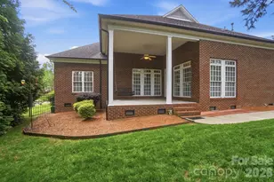 8000 Tottenham Dr, Harrisburg, NC 28075 - Photo 34