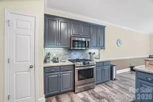 8000 Tottenham Dr, Harrisburg, NC 28075 - Photo 14