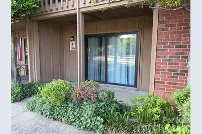 427 6th Avenue W #A-12, Hendersonville, NC 28739 - Photo 2