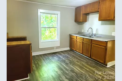 1502 Duncan Drive, Dallas, NC 28034 - Photo 2