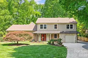 2700 Pencoyd Ln, Charlotte, NC 28210 - Photo 2