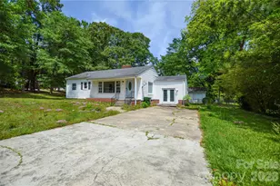 605 Gillsbrook Rd, Lancaster, SC 29720 - Photo 1