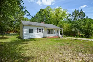 605 Gillsbrook Rd, Lancaster, SC 29720 - Photo 2