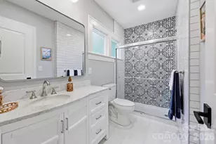 327 Campus St, Charlotte, NC 28216 - Photo 20