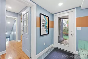 327 Campus St, Charlotte, NC 28216 - Photo 30