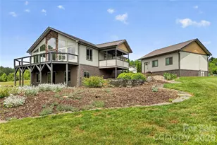141 Round Top Cir, Mills River, NC 28759 - Photo 2