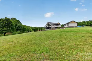141 Round Top Cir, Mills River, NC 28759 - Photo 4