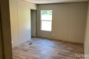 2226 Harris Henrietta Rd, Mooresboro, NC 28114 - Photo 10