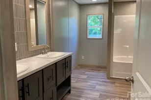 2226 Harris Henrietta Rd, Mooresboro, NC 28114 - Photo 22