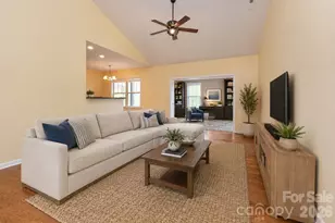 407 Bell Lily Dr, Weaverville, NC 28787 - Photo 4