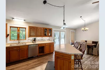 303 Brightwater Heights Drive, Hendersonville, NC 28791 - Photo 18