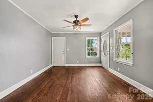 303 N White St, Lancaster, SC 29720 - Photo 6