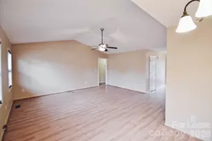 5139 Silver Tree Trail, Conover, NC 28613 - Photo 4