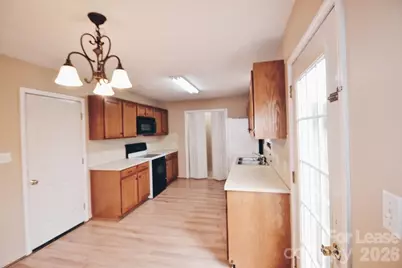 5139 Silver Tree Trail, Conover, NC 28613 - Photo 6