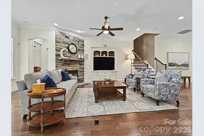 1044 Wessington Manor Lane, Fort Mill, SC 29715 - Photo 4