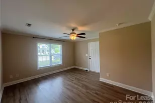 712 E Catawba St, Belmont, NC 28012 - Photo 4