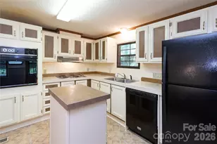 1010 Sharon Ridge Rd, Fairview, NC 28730 - Photo 20
