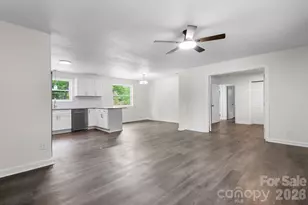 411 20th Ave NE, Hickory, NC 28601 - Photo 4