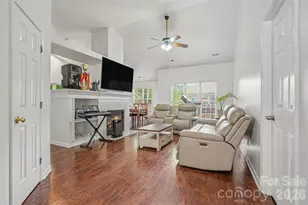 6312 Trysting Rd, Charlotte, NC 28227 - Photo 8