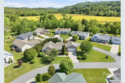 209 Beechnut Drive, Hendersonville, NC 28739 - Photo 40