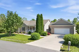 209 Beechnut Dr, Hendersonville, NC 28739 - Photo 44