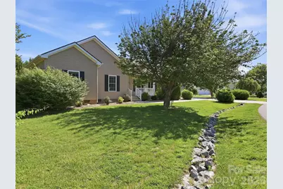 209 Beechnut Drive, Hendersonville, NC 28739 - Photo 34