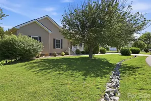209 Beechnut Dr, Hendersonville, NC 28739 - Photo 34