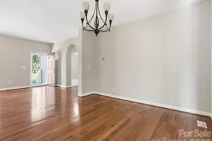 209 Beechnut Dr, Hendersonville, NC 28739 - Photo 10
