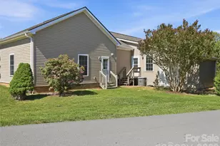 209 Beechnut Dr, Hendersonville, NC 28739 - Photo 38