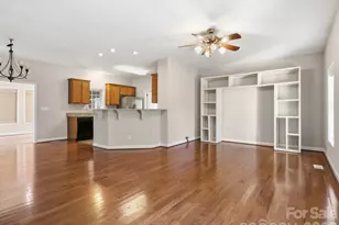 209 Beechnut Dr, Hendersonville, NC 28739 - Photo 8