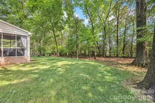 5709 Woodridge Ct NW, Concord, NC 28027 - Photo 40