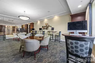 300 W 5th St, Charlotte, NC 28202 - Photo 20