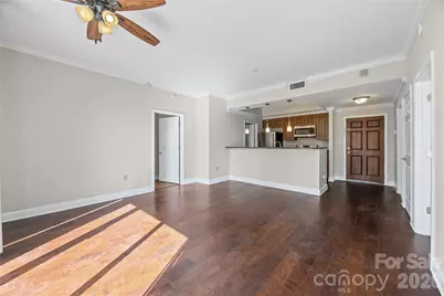 300 W 5th Street #809, Charlotte, NC 28202 - Photo 8