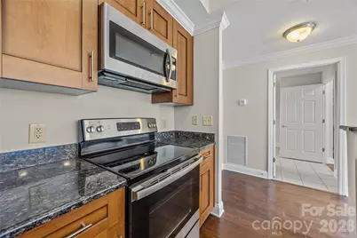 300 W 5th Street #809, Charlotte, NC 28202 - Photo 6