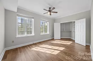 300 W 5th St, Charlotte, NC 28202 - Photo 10