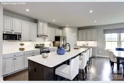 924 Heathway Drive, Charlotte, NC 28213 - Photo 2