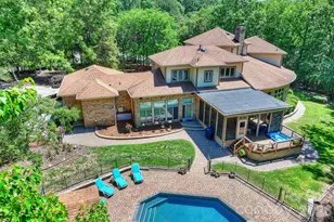 3301 Providence Plantation Ln, Charlotte, NC 28270 - Photo 46