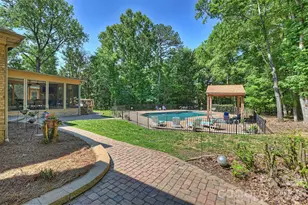3301 Providence Plantation Ln, Charlotte, NC 28270 - Photo 40