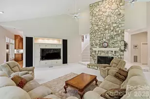 3301 Providence Plantation Ln, Charlotte, NC 28270 - Photo 14