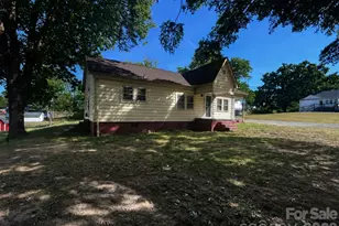 402 Easy St, Concord, NC 28027 - Photo 2