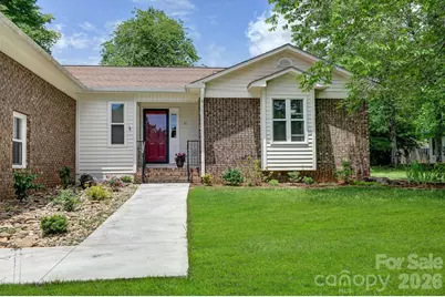 31 St Andrews Drive, Etowah, NC 28729 - Photo 2